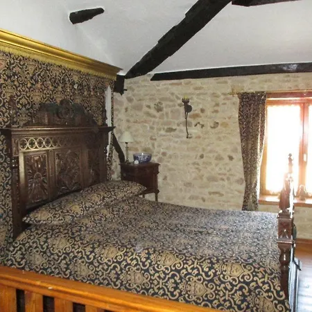 Bed & Breakfast Le Petit Tournesol Chambres D'hotes Le Grand-Madieu